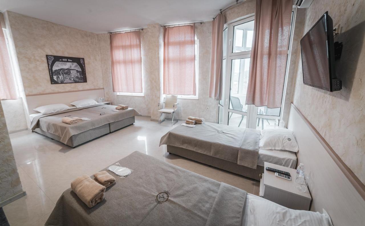 Kings View Hotel Veliko Tŭrnovo Exterior foto